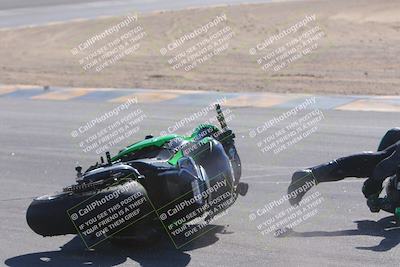 media/Dec-10-2023-SoCal Trackdays (Sun) [[0ce70f5433]]/Turn 9 Inside Set 1 (1115am)/